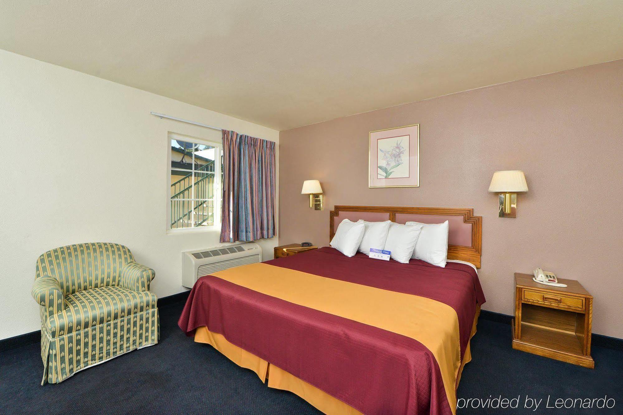 Value Inn & Suites Redding Exterior photo